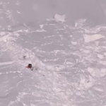 厳重な管理下におかれたFreeride World Tourでも雪崩に巻き込まれるなど。BCで常にそばにある危機。 FWT_Journal_2015_-_EP9_-_Some_explanations_after_Julien_Lopez_s_avalanche_in_Kappl_Austria.png